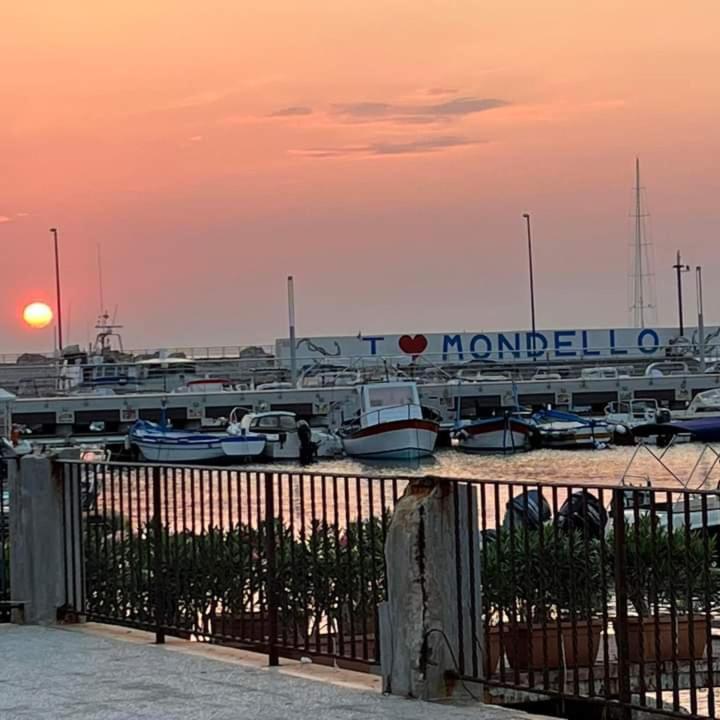 Appartamento Terrazza Mare Mondello Palermo Esterno foto